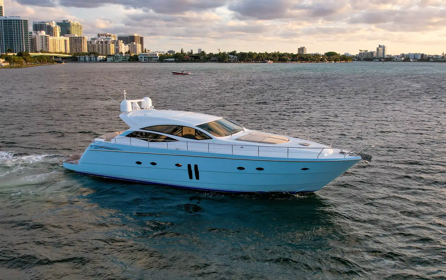 68ft Pershing Sky gallery